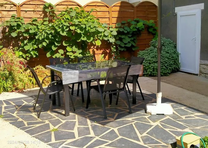 Le Voyage Chez Pascale Et Yanis * Ménil